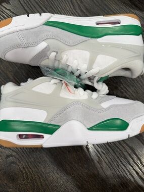 Nike Air Jordan 4 RM White Neutral Grey Wolf Grey Pine Green size 6.5Y